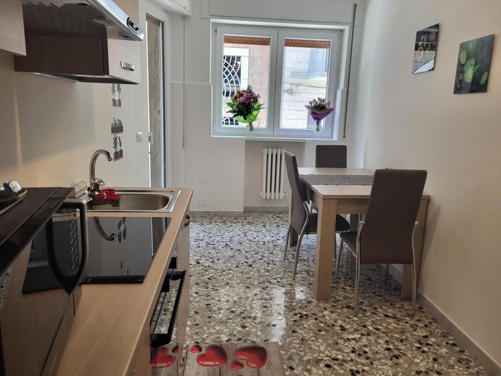 Ferienwohnung Garibaldi Square Bari Exterior foto