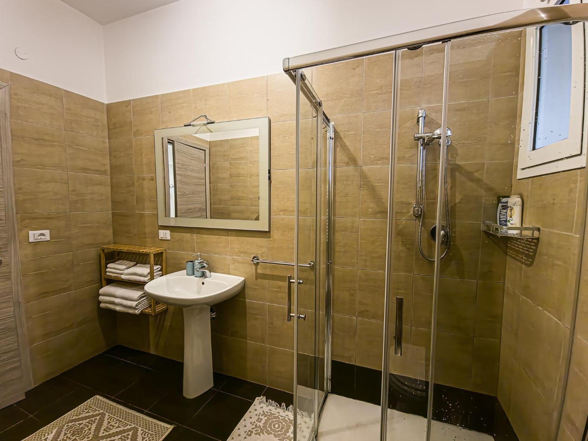 Ferienwohnung Garibaldi Square Bari Exterior foto