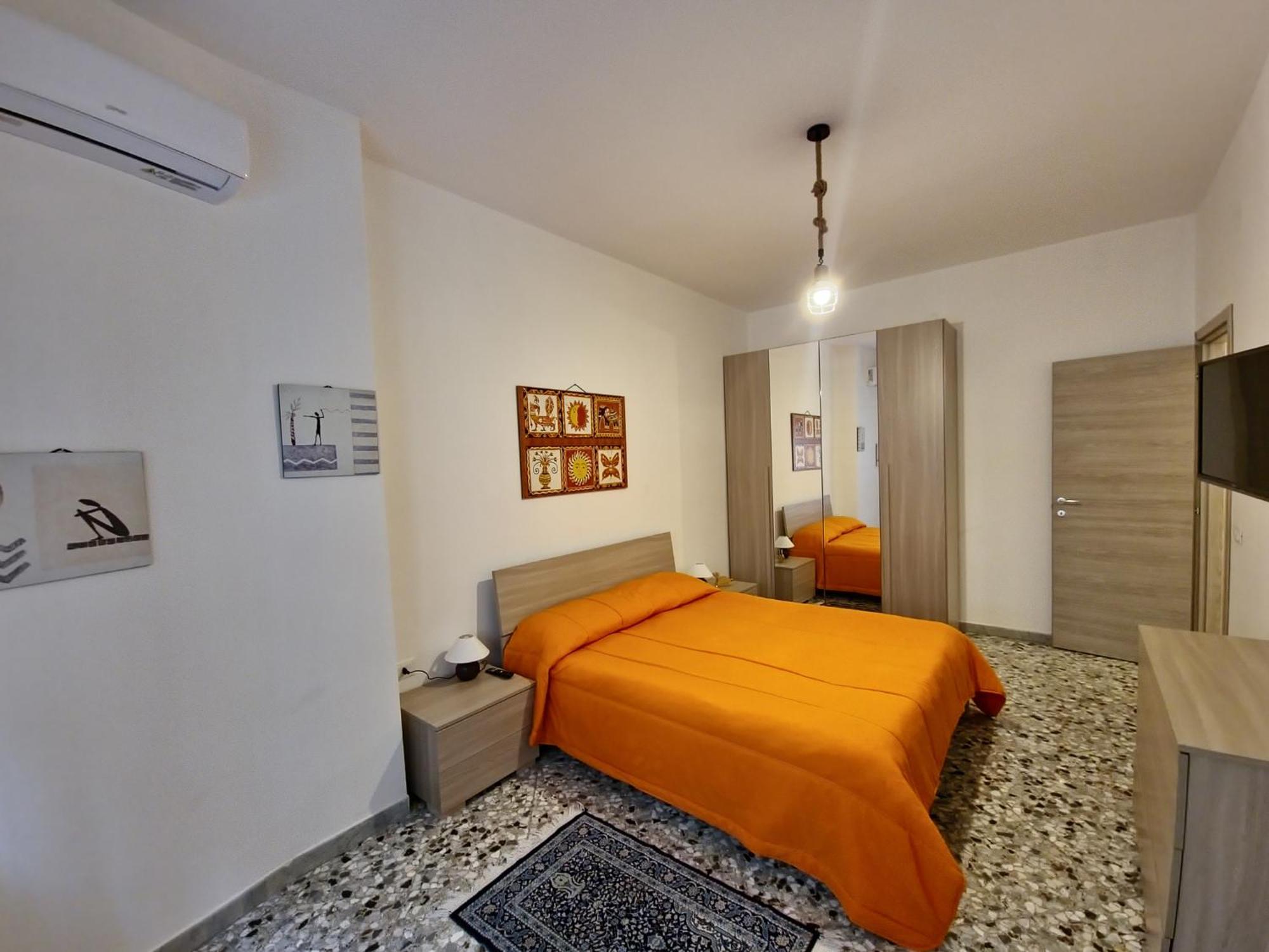 Ferienwohnung Garibaldi Square Bari Exterior foto